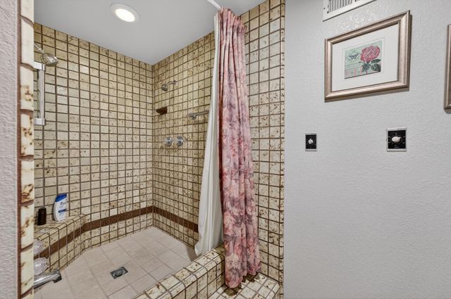 12887 Torrey Pines Dr, Auburn, CA 95602