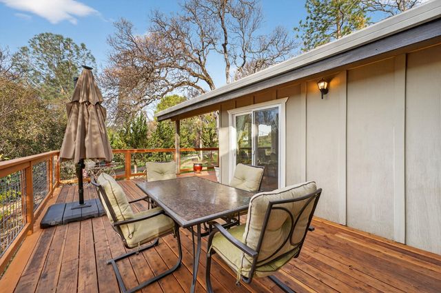 12887 Torrey Pines Dr, Auburn, CA 95602