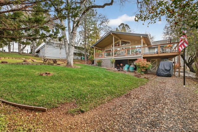 12887 Torrey Pines Dr, Auburn, CA 95602