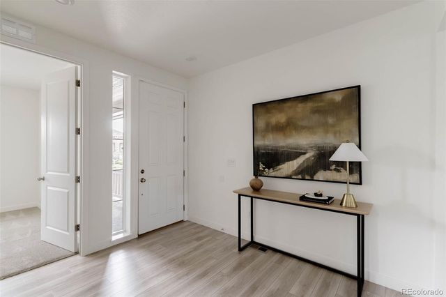 8571 S Riviera Court, Aurora, CO 80016