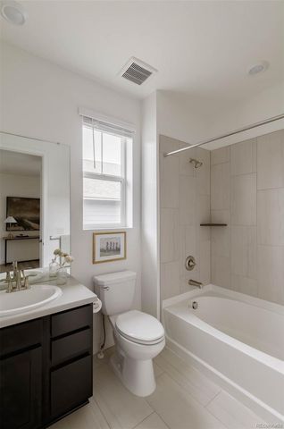 8571 S Riviera Court, Aurora, CO 80016