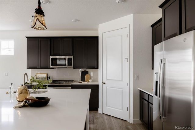 8571 S Riviera Court, Aurora, CO 80016