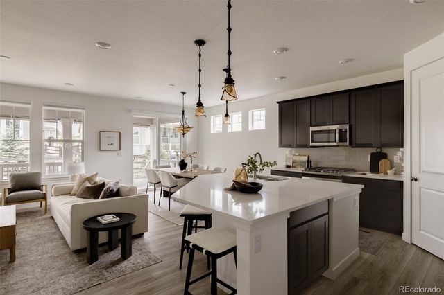 8571 S Riviera Court, Aurora, CO 80016