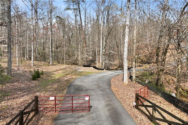 5260 Britt Whitmire Road, Gainesville, GA 30506