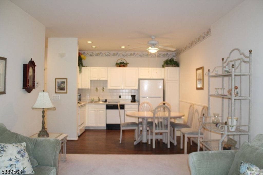2 Richmond Road 315, West Milford Twp., NJ 07480