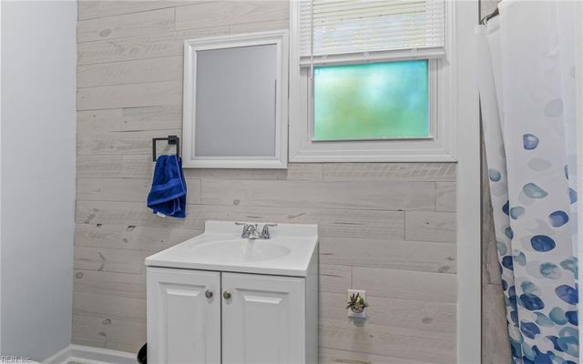 629 Pocahontas PL, Hampton, VA 23661