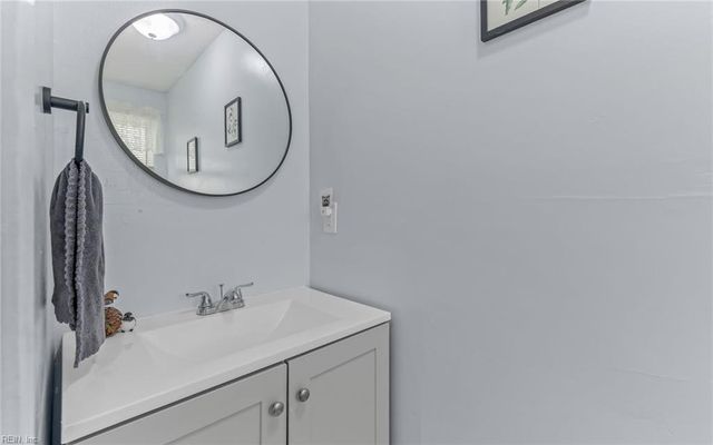 629 Pocahontas PL, Hampton, VA 23661