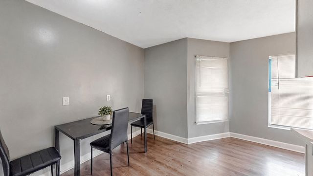 221 N Hickory Street, Joliet, IL 60435