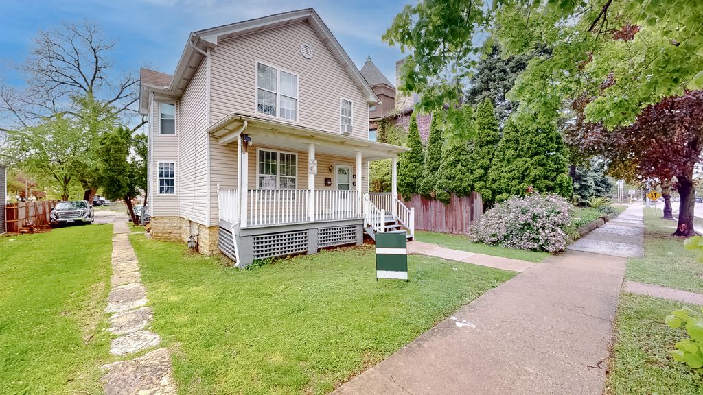 221 N Hickory Street, Joliet, IL 60435