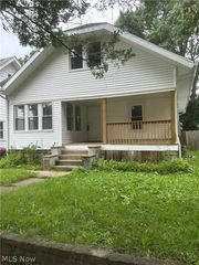 1134 Collinwood Avenue, Akron, OH 44310