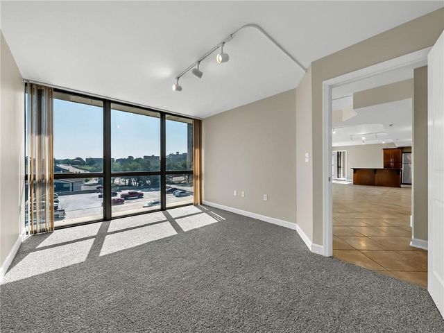 600 Admiral Boulevard 602, Kansas City, MO 64106