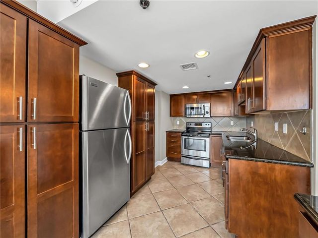 600 Admiral Boulevard 602, Kansas City, MO 64106