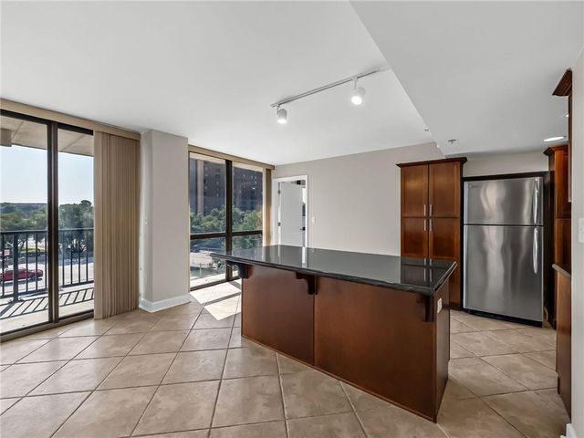 600 Admiral Boulevard 602, Kansas City, MO 64106