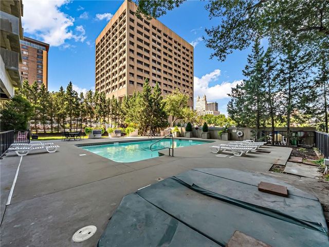 600 Admiral Boulevard 602, Kansas City, MO 64106
