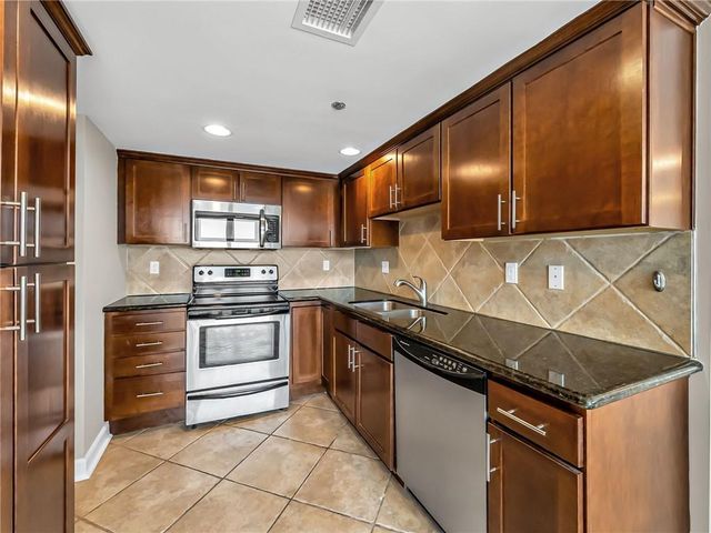 600 Admiral Boulevard 602, Kansas City, MO 64106