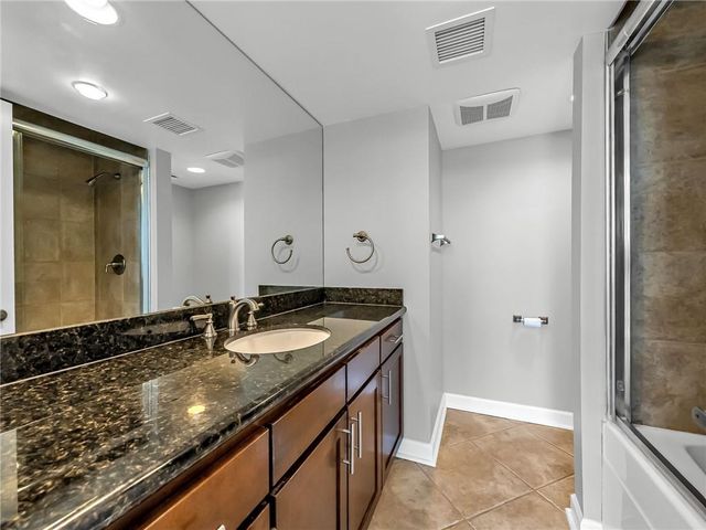 600 Admiral Boulevard 602, Kansas City, MO 64106