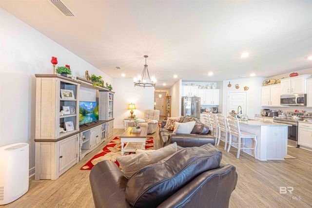 10670 Winning Colors Trail, Daphne, AL 36526