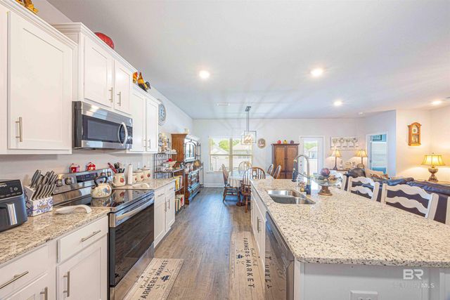 10670 Winning Colors Trail, Daphne, AL 36526