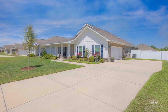 10670 Winning Colors Trail, Daphne, AL 36526