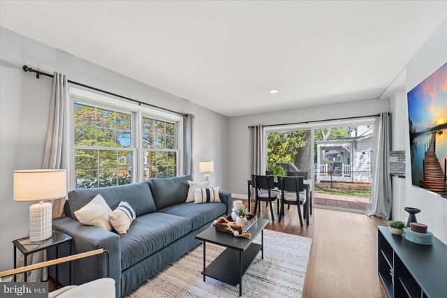 2903 HARRISON RD, Falls Church, VA 22042