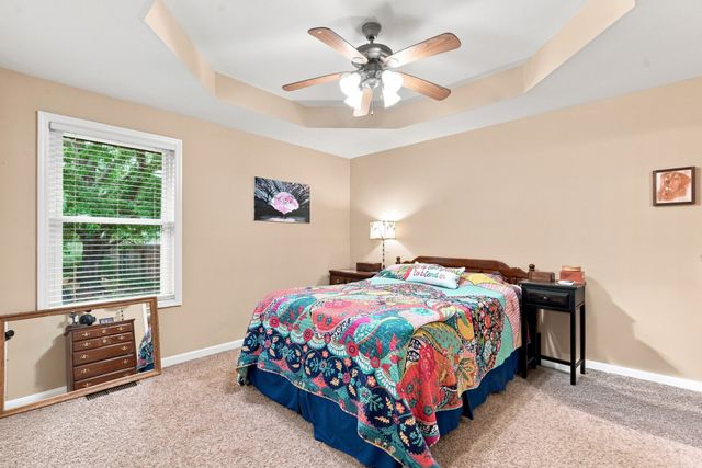 2008 Waterford Dr, Old Hickory, TN 37138