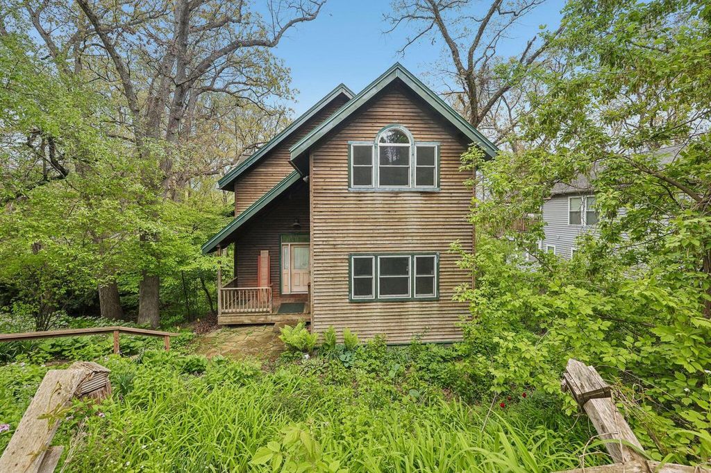W7539 Shorewood TERRACE, Delavan, WI 53115