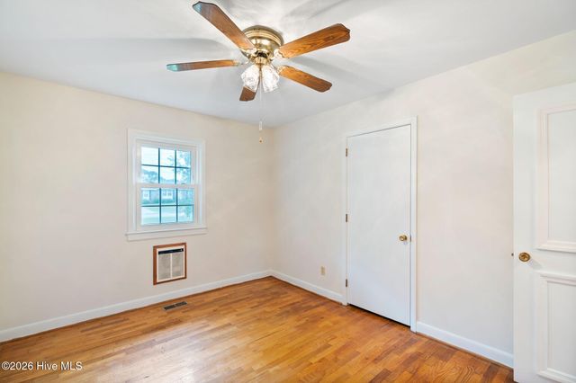 30 Northwood Drive, Wilmington, NC 28405