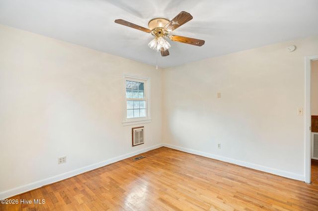 30 Northwood Drive, Wilmington, NC 28405