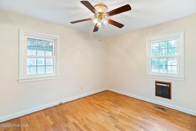 30 Northwood Drive, Wilmington, NC 28405