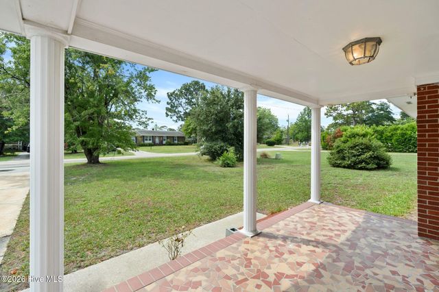 30 Northwood Drive, Wilmington, NC 28405