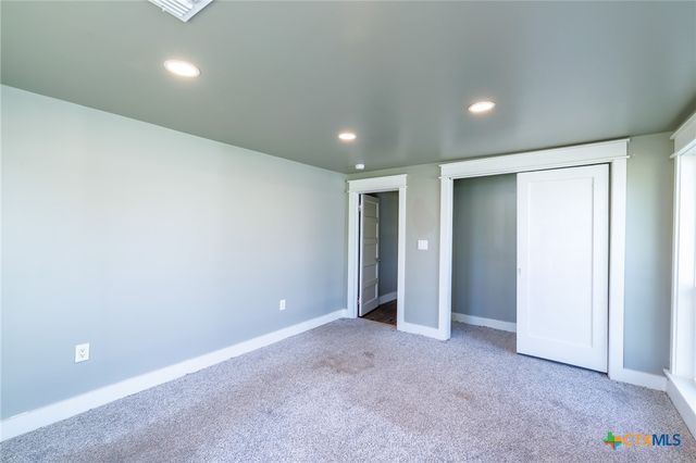 403 W French Street, Cuero, TX 77954