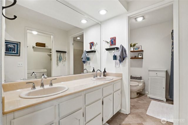 16125 SE 33rd Circle, Bellevue, WA 98008