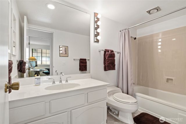 16125 SE 33rd Circle, Bellevue, WA 98008