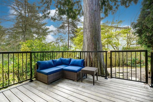 16125 SE 33rd Circle, Bellevue, WA 98008