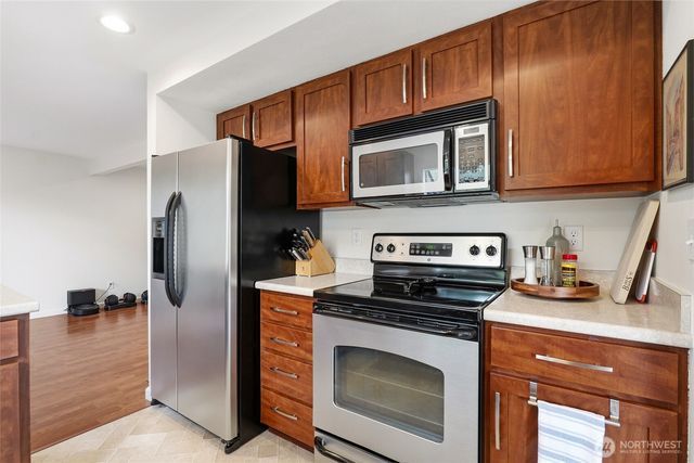 16125 SE 33rd Circle, Bellevue, WA 98008