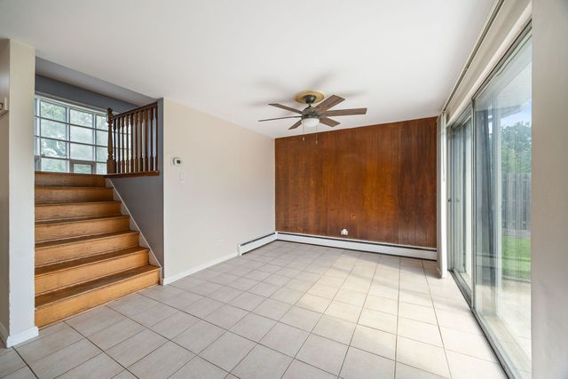 8837 Robin Drive, Des Plaines, IL 60016