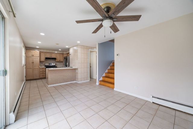 8837 Robin Drive, Des Plaines, IL 60016