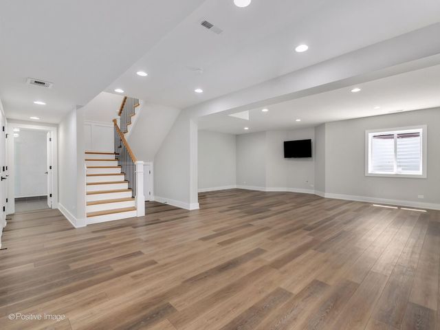411 Chicago Avenue, Downers Grove, IL 60515