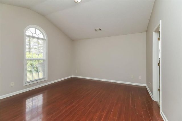 5639 Eagles Feather, Riverdale, GA 30274