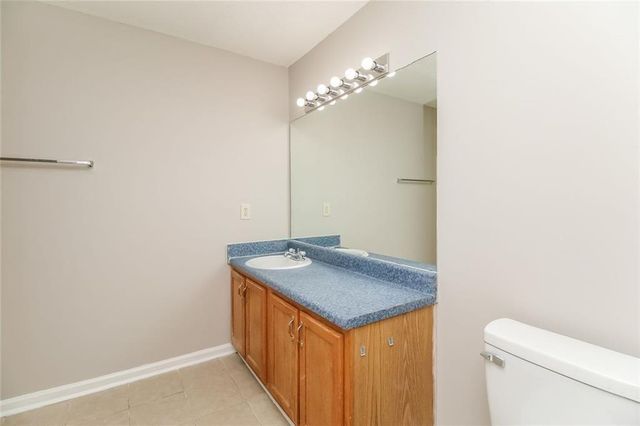 5639 Eagles Feather, Riverdale, GA 30274