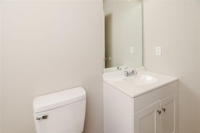 5639 Eagles Feather, Riverdale, GA 30274