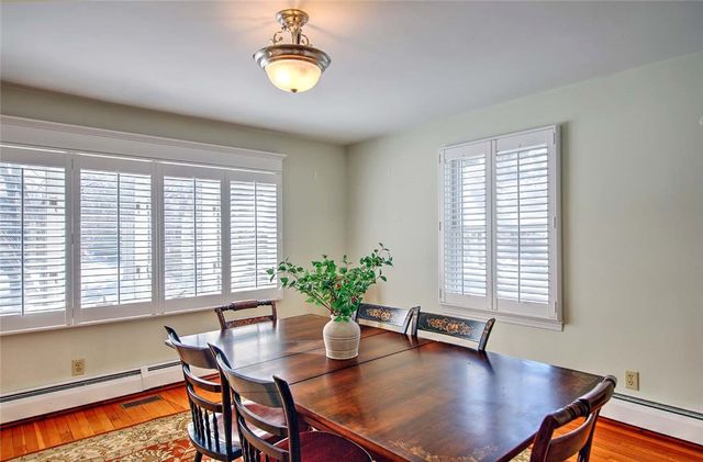 11 Elton Road, Barrington, RI 02806