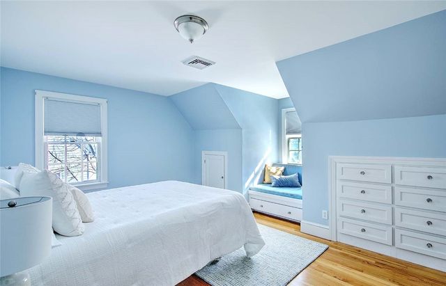 11 Elton Road, Barrington, RI 02806