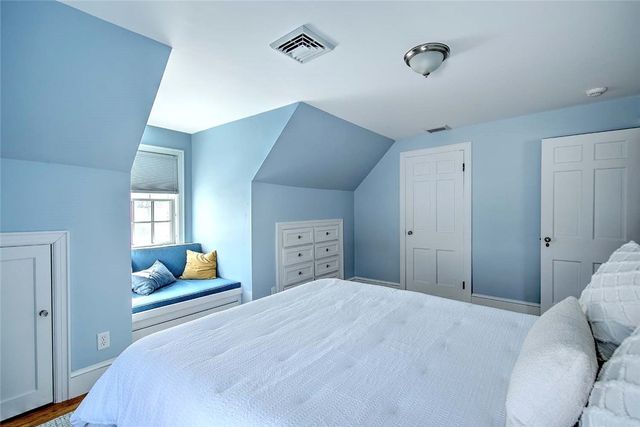 11 Elton Road, Barrington, RI 02806