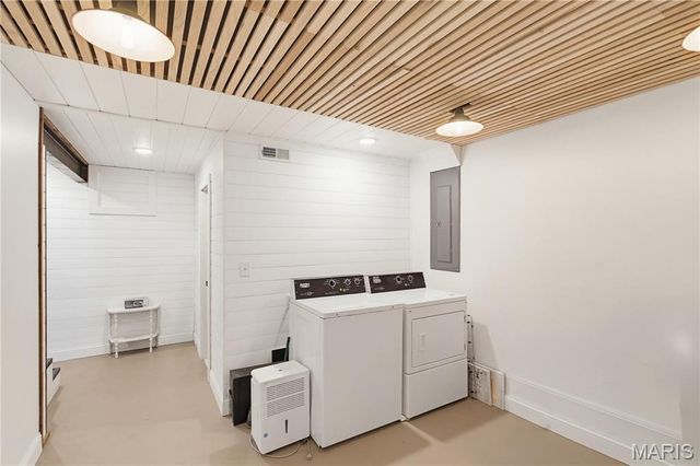 840 County Road 421, Poplar Bluff, MO 63901