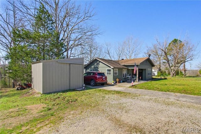 840 County Road 421, Poplar Bluff, MO 63901