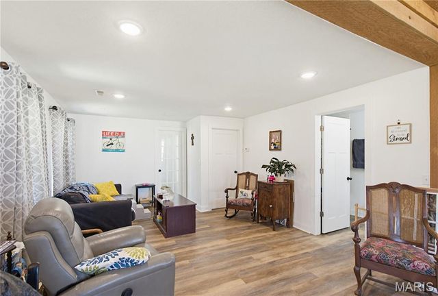 840 County Road 421, Poplar Bluff, MO 63901