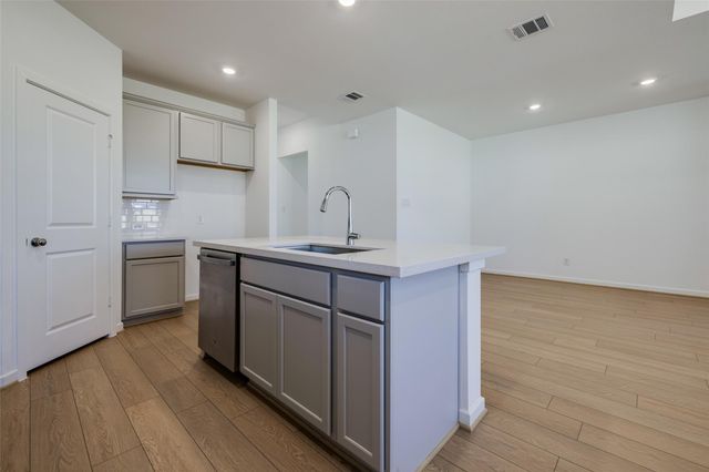 9711 Westminster Manor Drive, Cypress, TX 77433