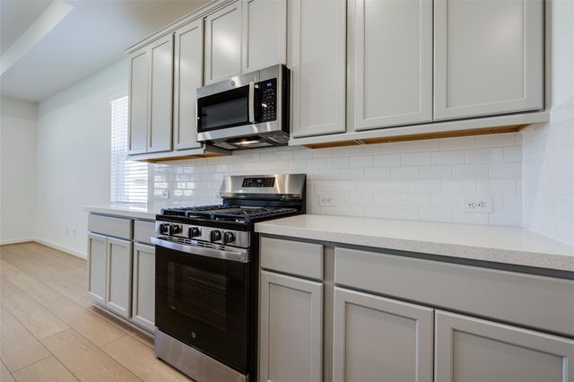 9711 Westminster Manor Drive, Cypress, TX 77433