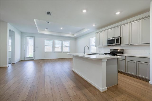 9711 Westminster Manor Drive, Cypress, TX 77433